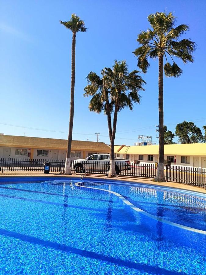 Hotel Posada Del Desierto Heroica Caborca エクステリア 写真